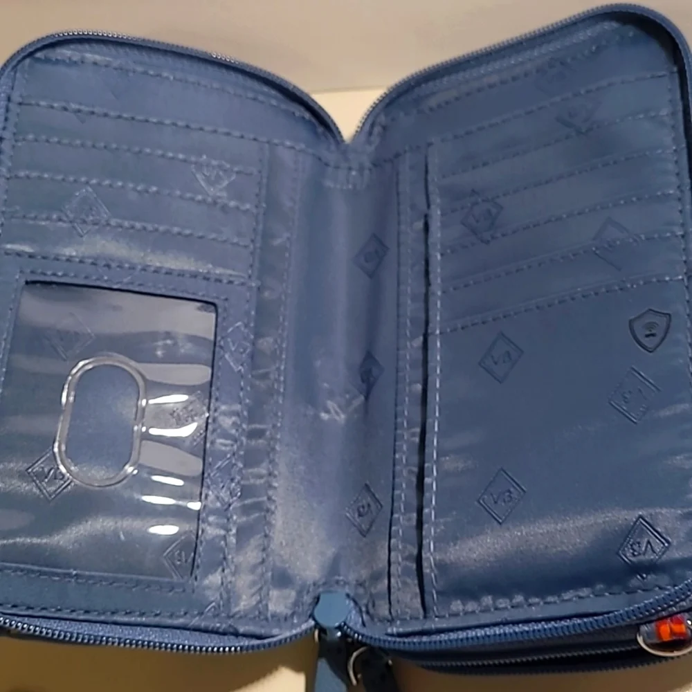Vera Bradley, All-In-One Crossbody--NWOT☆ - Picture 8 of 11